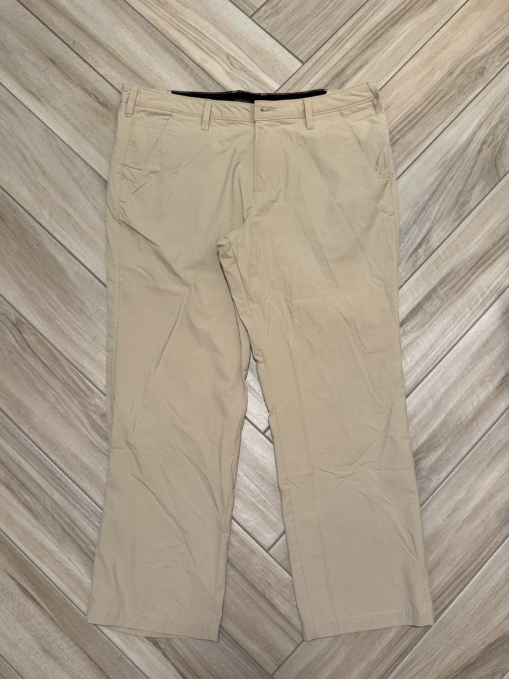 Men's Tan Straight-Leg Chino Pants